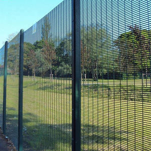 Valla de Seguridad Antiescalada Sudafricana Prime Way WL9 de 8 pies, Estructura de Malla de Acero Galvanizado con Recubrimiento en Polvo, Fácil Instalación - Product Image 6