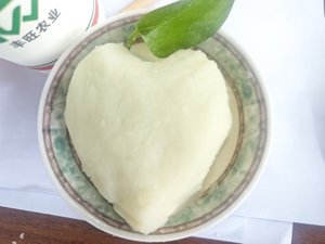 100% טבעי אורגני, בעל תקן ISO/HALAL, 25 ק\"ג אבקת תפוחי אדמה מיובשת, דרגת מאכל, 6-8% לחות, גודל פתיתים 3-5 מ\"מ - Product Image 2