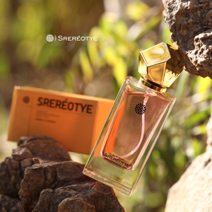 Siliroti Perfect Portrait, Perfume Floral Oriental de Alta Gama, Larga Duración, Fragancia Natural para Mujer en Spray, Tamaño Regular - Product Image 3