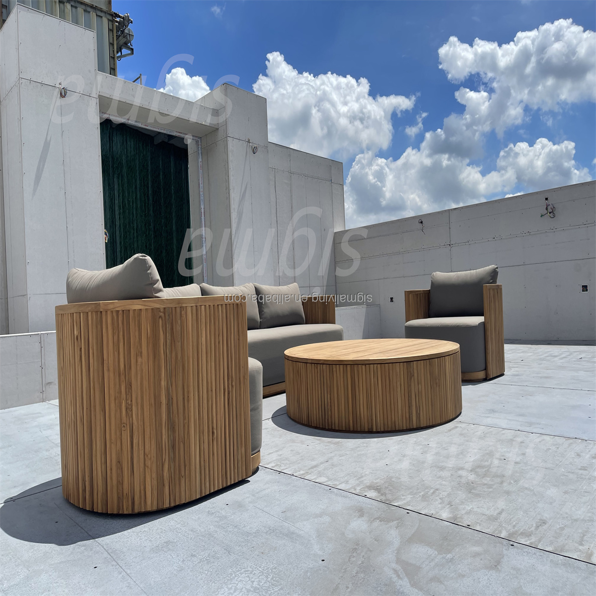 2024 Modern Patio Furniture Garden Set New Design Solid Wooden Teak Garden Furniture Luxury Outdoor Lounge Sofa