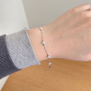 Dylam Lustrous Fine Fashion 925 Sterling Silver D Color VVS1 Moissanite Stones Four Leaf Clover Lucky Flower Pendant <b>Bracelets</b> - Product Image 2