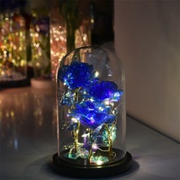 Simulasi Bunga Mawar Berlapis Emas 24K di Kubah Kaca Bercahaya, Hadiah Hari Valentine dan Natal untuk Pacar.