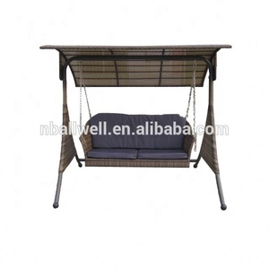 libre <span class=keywords><strong>doble</strong></span> plazas <span class=keywords><strong>silla</strong></span> <span class=keywords><strong>colgante</strong></span> de ratán patio Columpio de jardín <span class=keywords><strong>Silla</strong></span> de Ningbo proveedor AWRF6116A colgando <span class=keywords><strong>silla</strong></span> de mimbre - Product Image 1