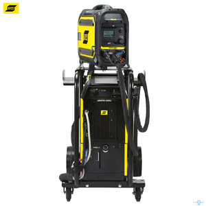 ESAB Renegade ET 300i & ET 300IP Soudeuse à l'arc à l'argon à taux de charge temporaire élevé Équipement industriel facile à transporter - Product Image 4