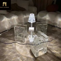Table basse de salon en verre blanc nordique au design irrégulier, style artistique, inspirée des tendances américaines