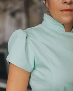 Date solide Chef veste fille courte à manches courtes Chef manteau Restaurant boulangerie restauration travail porter manteau femmes cuisine <span class=keywords><strong>cuisinier</strong></span> vêtements - Product Image 3