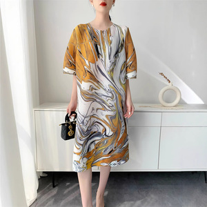 Vestido Midi Holgado de Verano para Mujer, Estilo Issey Miyake, con Estampado Geométrico Informal, Talla Grande, con Falda Plisada - Product Image 1
