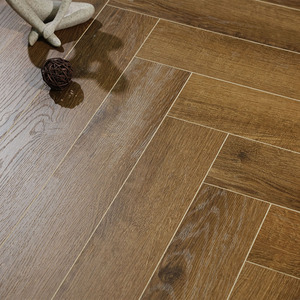Pavimento Laminato Impermeabile con Superficie Goffrata e Installazione a Click, Spessore 10mm 12mm - Product Image 1