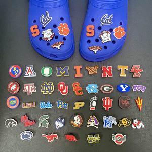 Nieuwe Nationale Collegiale Accessoires Voor Atletiekverenigingen En Verschillende Schoenenbedel Van Het <span class=keywords><strong>Ncaa</strong></span>-Team Voor Fans Voetbalcharmes - Product Image 4