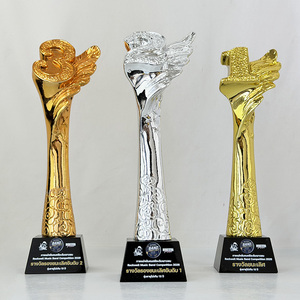 Trofeo in Oro, Argento e Rame con Numeri <span class=keywords><strong>1</strong></span> 2 3, Premio in Cristallo Personalizzato in Resina per Souvenir e Regali MH-T129 - Product Image 1