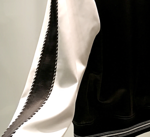 Blouson aviateur personnalisable en faux cuir et satin souple noir blanc 2 tons veste pour garçons - Product Image 3