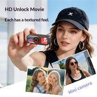Mini caméra pendentif rétro colorée en gros avec écran LED HD, caméra miniature avec écran, prend en charge les cartes TF, chaîne de collier pour cadeau