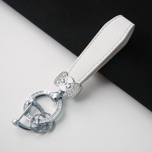 Porte-clés nœud papillon imitation luxe léger pour filles, ornement exquis pour clés de <span class=keywords><strong>voiture</strong></span>/tram, pendentif métallique, chaîne en cuir - Product Image 6
