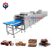Línea de producción de máquina de fabricación de chocolate automática a pequeña escala para revestimiento de inmersión de barras