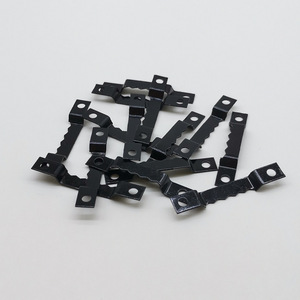 Crochet dentelé 401C en zinc noir, extra petit, pour accrocher des cadres photo - Product Image 1