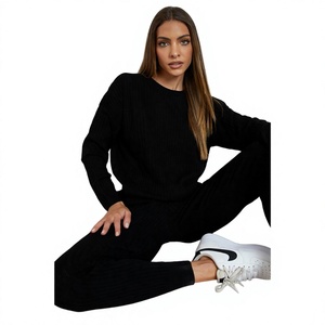 Ensemble de survêtement personnalisé en molleton doublé, mélange polyester/coton, extensible dans quatre sens, respirant, avec sweat à capuche et pantalon de jogging, pour hommes et femmes, idéal pour l'hiver - Product Image 1