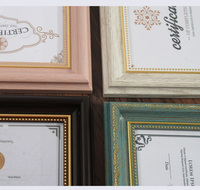 Cadre mural de haute qualité au design épuré pour l'affichage de certificats d'honneur, diplômes et récompenses