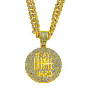 Nouveau Collier Pendentif Lettre Circulaire Style Hip-Hop Unique Plaqué Or et Argent pour Homme, Bijoux de Mode, Vente en Gros, Meilleures Ventes - Product Image 6