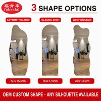 Miroir mural LED pleine longueur Fullkenlight sur mesure, forme irrégulière, sans cadre, pour projet résidentiel