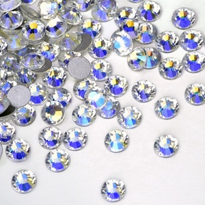 Oleeya Promotion SS3-SS34 Strass en verre cristal Moonlight non thermocollants pour ongles, robes et bijoux - Product Image 3
