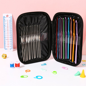 Juego de ganchos de ganchillo de óxido de aluminio portátiles personalizados bolsa de almacenamiento de agujas de ganchillo con estampado Floral estuche de agujas de ganchillo Diy - Product Image 2