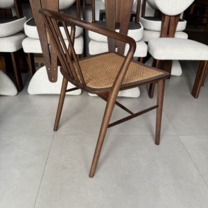 <span class=keywords><strong>Sedia</strong></span> da Pranzo Moderna e Casual - <span class=keywords><strong>Sedia</strong></span> in Legno di Frassino Bianco - <span class=keywords><strong>Sedia</strong></span> con Schienale in Legno Massello e Rattan Intrecciato per Uso Domestico - Product Image 5