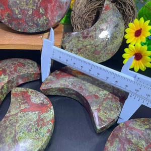 Venta al por mayor a granel Venta caliente Dragon Blood Moon Espeleología Rojo Verde Caved Crystal Crafts para regalo y decoración - Product Image 5