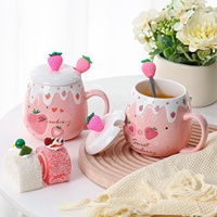 Mug à café en céramique avec couvercle et cuillère, motif fraise mignon, 450 ml, rouge rose, design Kawaii, cadeau original pour les fêtes