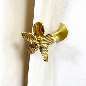 Golden Flower Shape <b>Curtain</b> Holdback Decorative Window Hardware Elegant Style Metal <b>Hook</b> - Product Image 1