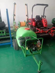 Nouveau design 2024 : Applicateurs de liquides fertilisants et pesticides <span class=keywords><strong>pour</strong></span> pelouses de 300 L, pulvérisateur <span class=keywords><strong>pour</strong></span> tracteur de pelouse – Prix de dépôt - Product Image 2