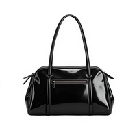 Nouveau design tendance pour sac à main en cuir verni brillant imperméable, mode estivale pour femmes, logo OEM, grande capacité, sac à bandoulière pour femmes