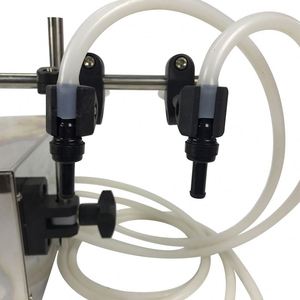 Machine de remplissage semi-automatique à commande numérique à double tête pour liquides, machine de remplissage quantitatif de liquides - Product Image 4