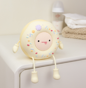 Décoration d'intérieur moderne et unique, lampe de nuit en silicone avec charge USB, forme de beignet, cadeau créatif, lampe de chevet pour le sommeil des bébés - Product Image 6