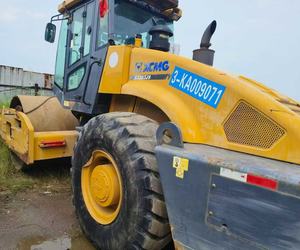 Rouleau compresseur d'occasion 26 tonnes XS263JS, modèle 2021, fabriqué en Chine (également compatible avec XCMG XS223J, XS142J, XS143J) - Product Image 2