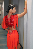 Robe de scène de danse latine pour femmes, robe à paillettes et franges sur mesure haut de gamme, robe de danse Samba latine, costume de compétition