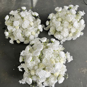 M-FB233 ลูกบอลดอกไม้ประดิษฐ์ขายดี ตกแต่งโต๊ะกลาง งานแต่งงาน ลูกบอลดอกกุหลาบหรูหรา สำหรับตกแต่งงานแต่งงาน - Product Image 1