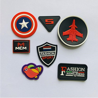 Pas de minimum pas de vêtements quantité minimale de commande personnaliser 3D PVC Patch Patch en caoutchouc de silicone souple en 2024