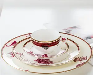 Italain-vajilla redonda de porcelana fina, juego de cena de lujo, té, café, taza, platillo, banquete, 4 Uds.