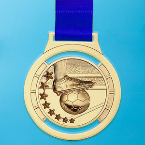 Medaglia Personalizzata a Catena da 6 Pollici con Logo o Arte a Scelta, Trofeo in Metallo Dorato Lucido per Collana da Calcio - Product Image 3