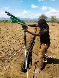 Haute pression 360 degrés rotatif jardin arroseur <span class=keywords><strong>Turbine</strong></span> à bascule <span class=keywords><strong>automatique</strong></span> modèle d'irrigation à eau tuyau en métal pour une utilisation en serre - Product Image 6