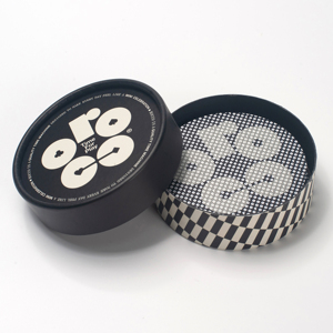 Cartes à jouer personnalisées en PVC, boîte cylindrique, cartes de <span class=keywords><strong>poker</strong></span> rondes noires et blanches à carreaux pour collection ou cadeau - Product Image 4