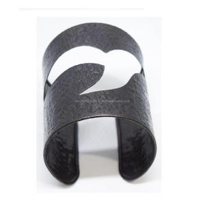 Bracelet Holi tribal en laiton recyclé doré 2025 – Bijou authentique pour manteaux longs d'hiver pour femmes - Product Image 5