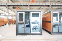 Maison conteneur modulaire 20 pieds sur mesure, moderne, étanche et résistante au vent, idéale pour bureau ou abri de jardin