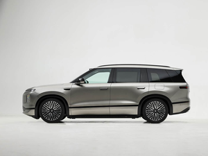 VW ID.ERA 9X 2026 Max AWD <span class=keywords><strong>SUV</strong></span> Eléctrico de Lujo de 6 Plazas con Autonomía Extendida - Product Image 3