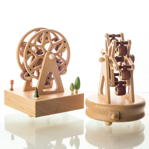 Boîte à <span class=keywords><strong>musique</strong></span> rotative en bois massif, style nordique simple, artisanat de la ville du vent, avec finition purement manuelle - Product Image 3