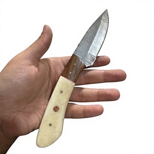 Couteau de chasse et de camping à lame fixe en acier Damas, avec manche en bois et os, personnalisable - Product Image 3