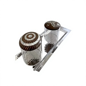 Caja de dulces de acrílico transparente con tapa de MOP y bandeja de acero martillado. Caja de dulces de diseño fabuloso para los más vendidos. - Product Image 1