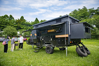Kinlife Nouvelle caravane de luxe tout-terrain personnalisée 4x4, caravane légère, remorque de camping-car de 15 pieds, maison sur roues avec cuisine coulissante