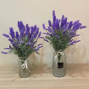 Vente en gros de 12 fourches de lavande et de <span class=keywords><strong>romarin</strong></span>, décoration végétale, plantes artificielles, aspect réaliste, buisson de fleurs de lavande en plastique - Product Image 5