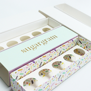 Sang trọng tùy chỉnh in hộp quà tặng cho kẹo bánh sô cô la và Macarons với giấy chèn cao cấp bao bì cho bánh và đồ ngọt - Product Image 1